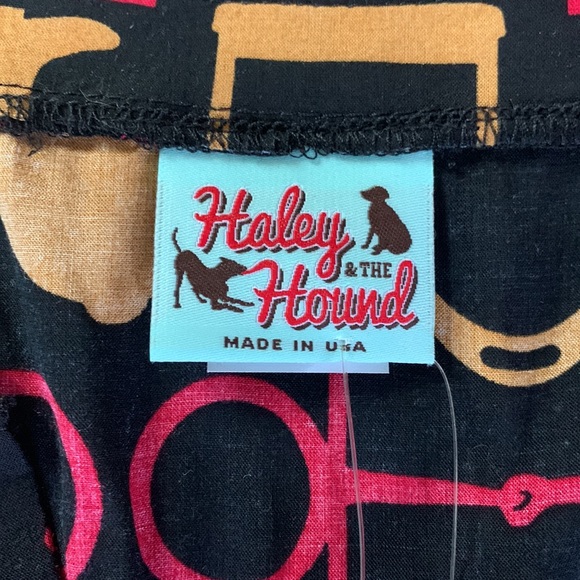 🆕 Haley and the Hound Equestrian Top - Medium - Picture 2 of 8
